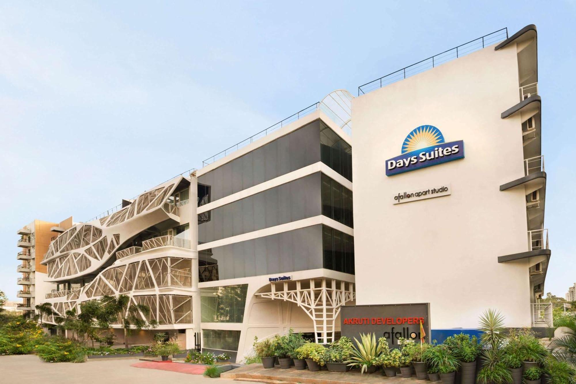 Days Inn & Suites By Wyndham Bengaluru Whitefield Εξωτερικό φωτογραφία